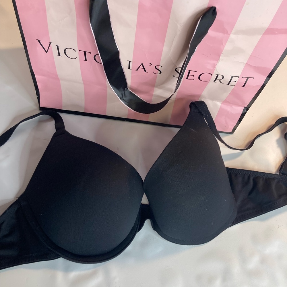 Pink Victoria secret womens black push up bra 34c